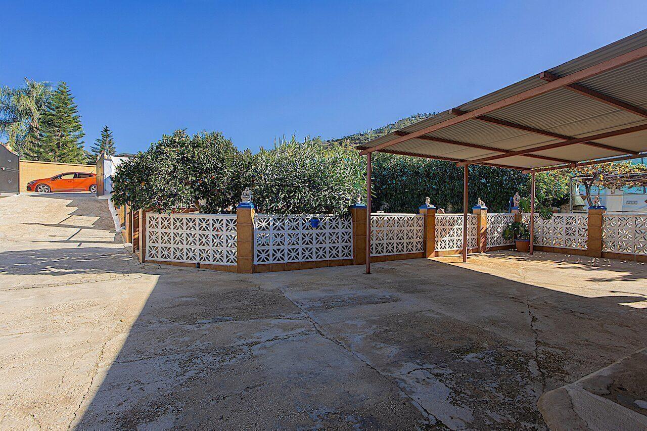 Casă în Monda cu 3 dormitoare 10