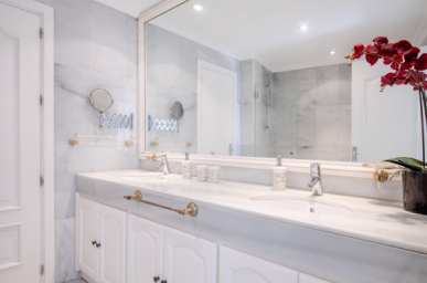 Penthouse 4 dormitoare în Jardines Colgantes, Marbella 40