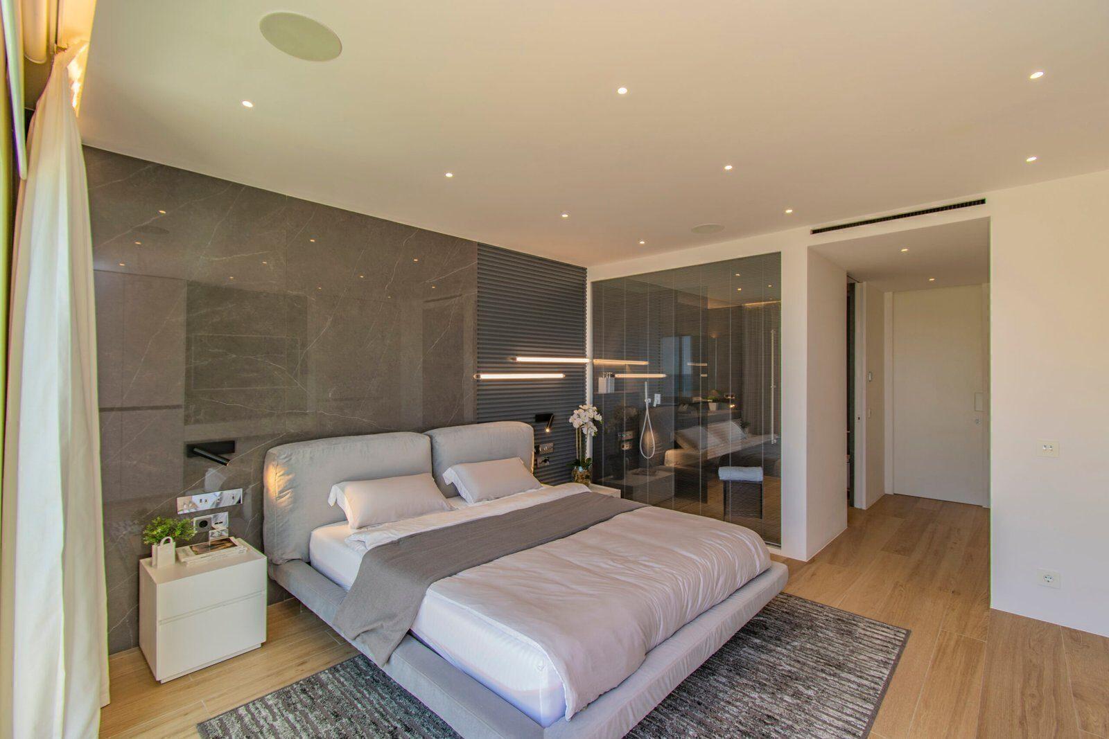Casă cu 4 dormitoare pe malul mării în Golden Mile, Marbella 11