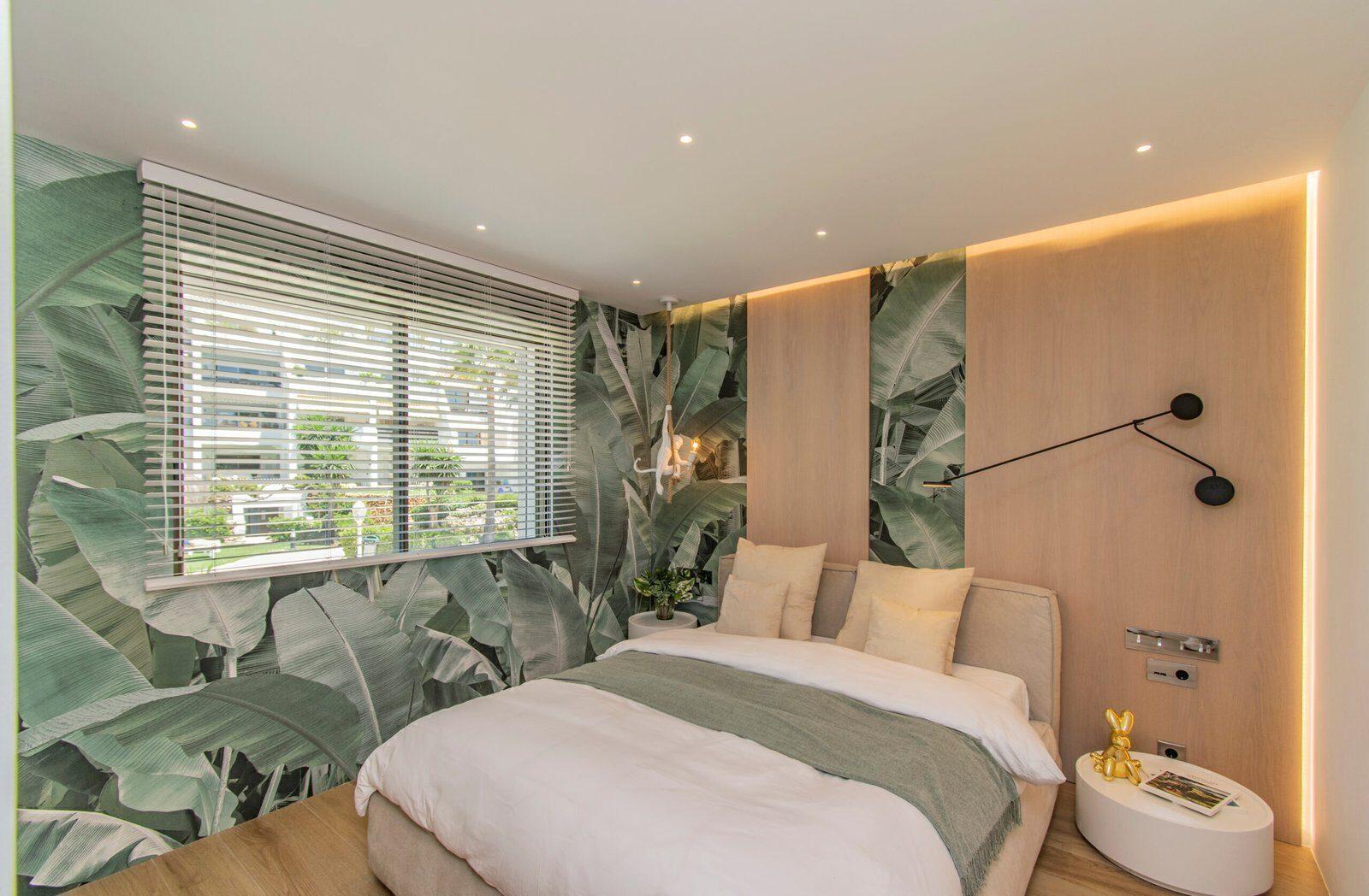 Casă cu 4 dormitoare pe malul mării în Golden Mile, Marbella 13
