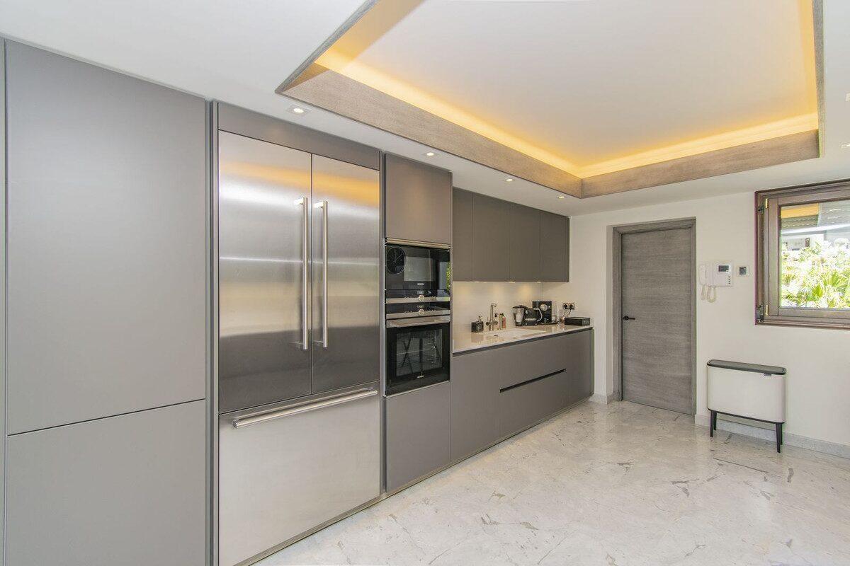 Apartament cu 4 dormitoare în Sierra Blanca 2