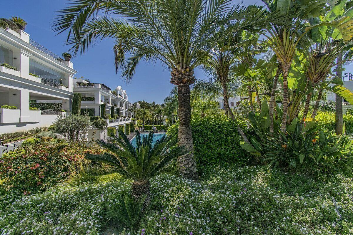 Penthouse cu 5 dormitoare pe malul mării în Estepona 11