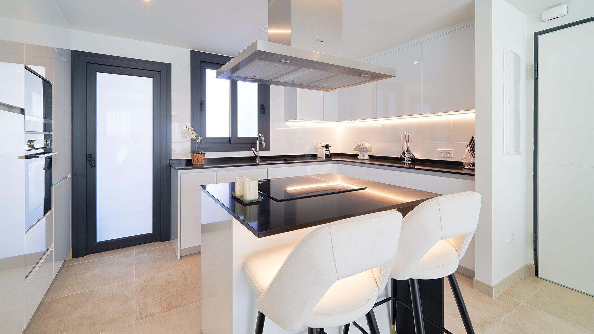 Apartamente cu 3 dormitoare in Atalaya, Estepona