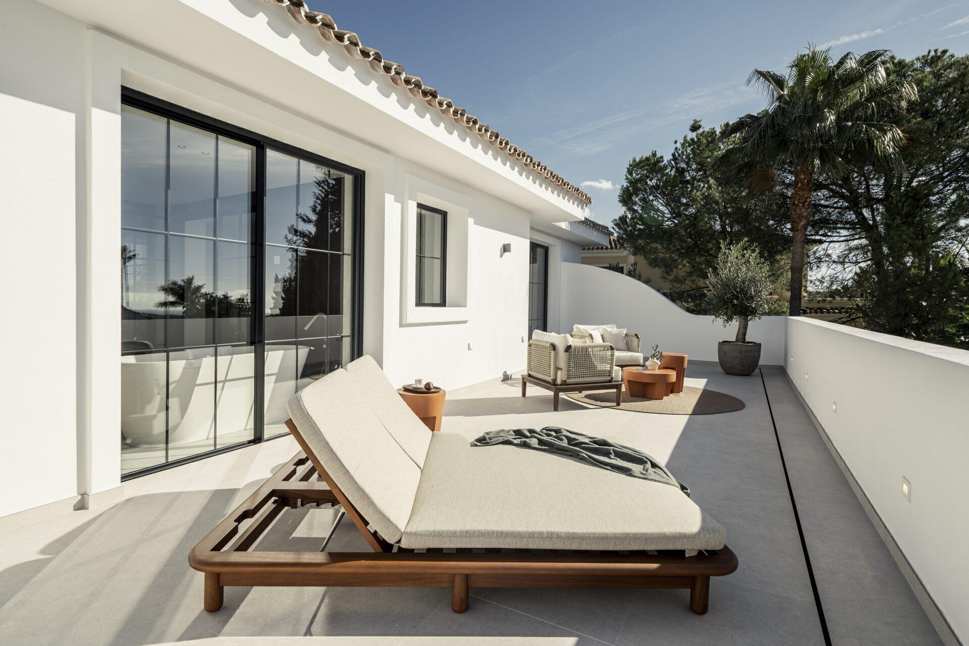 Vilă cu 5 dormitoare recent renovată în Nueva Andalucia 29