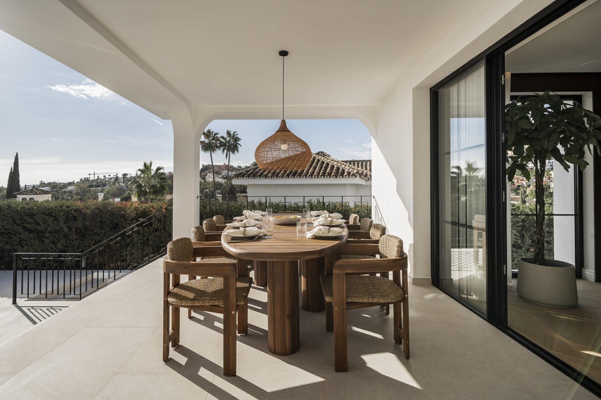 Vilă cu 5 dormitoare recent renovată în Nueva Andalucia 41