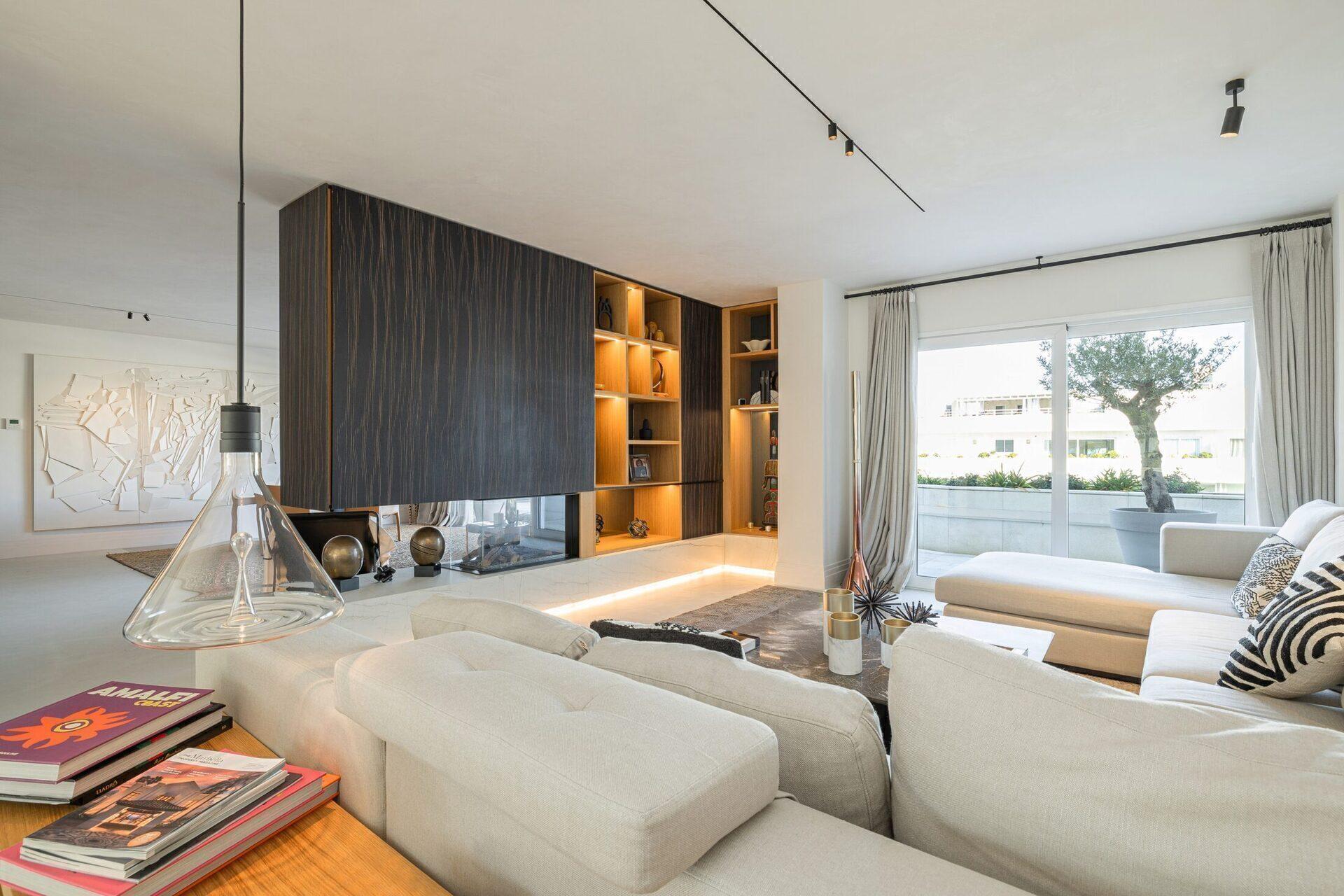 Magnific penthouse duplex cu 4 dormitoare și vedere la mare în Puerto Banús 6