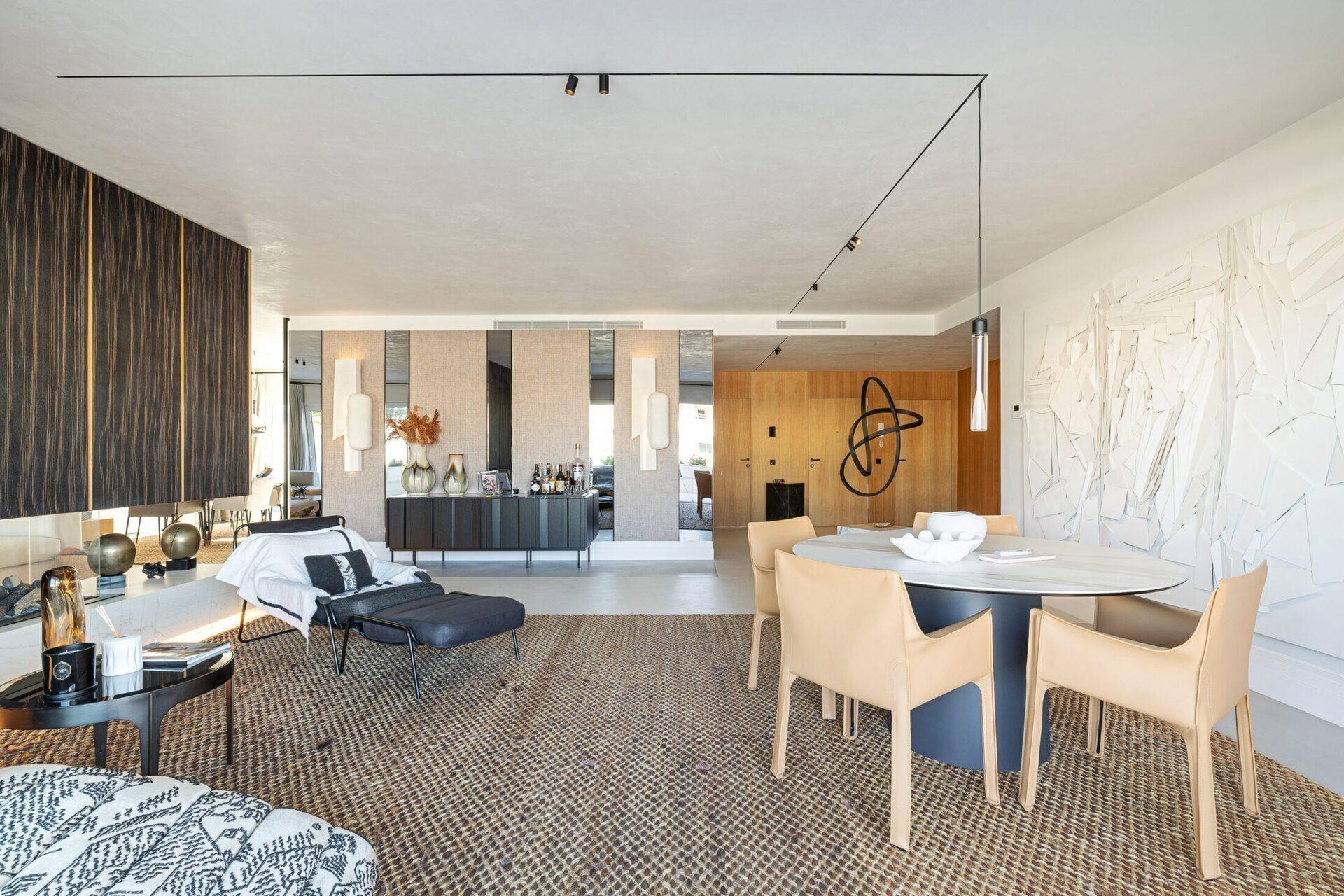 Magnific penthouse duplex cu 4 dormitoare și vedere la mare în Puerto Banús 10