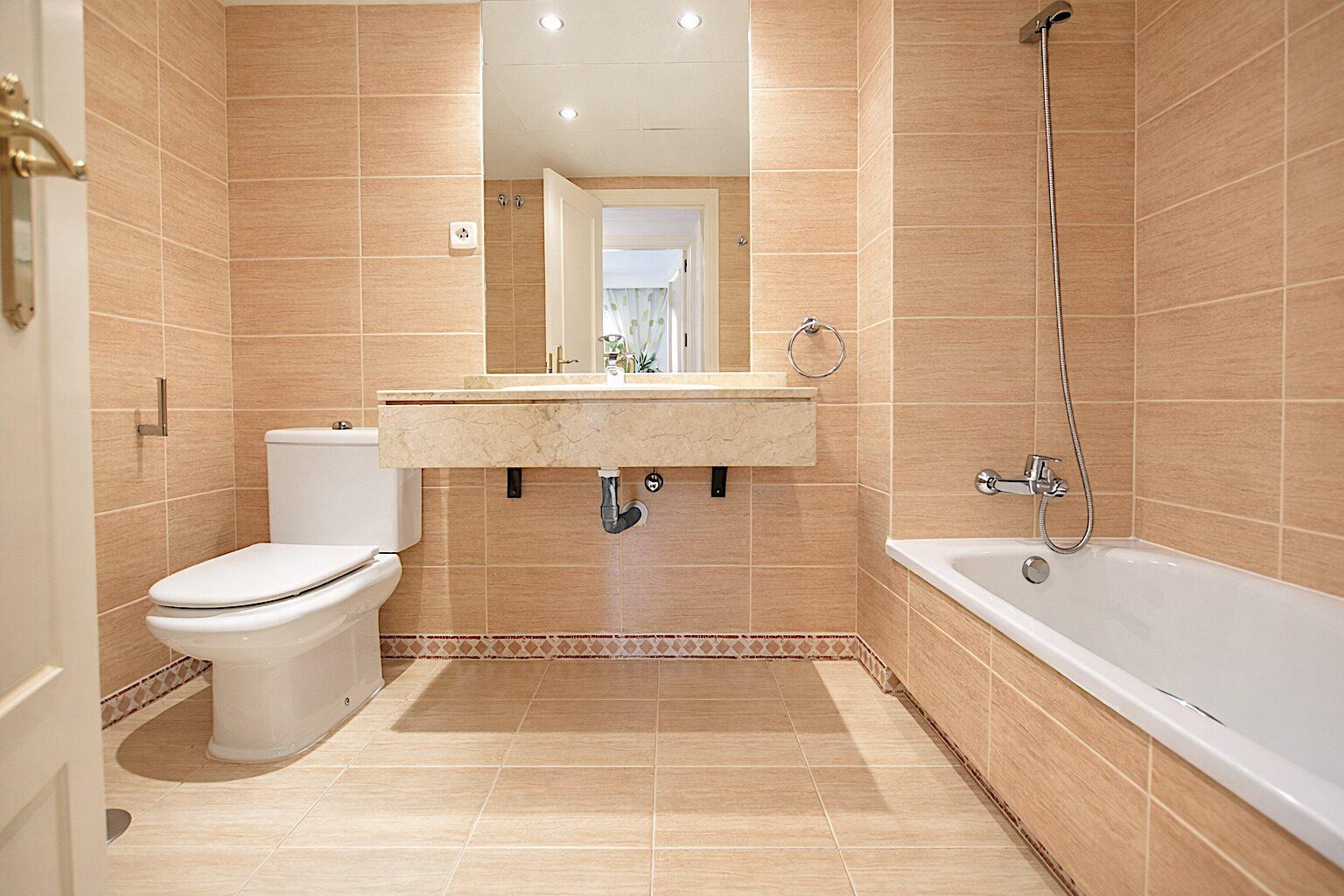 Apartament cu 2 dormitoare în Nueva Andalucia 12