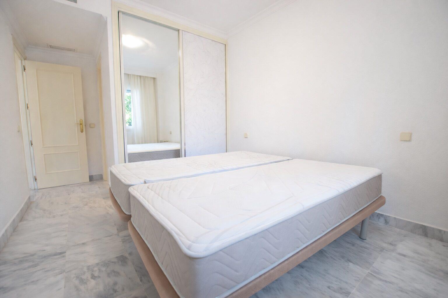 Apartament cu 2 dormitoare în Nueva Andalucia 17