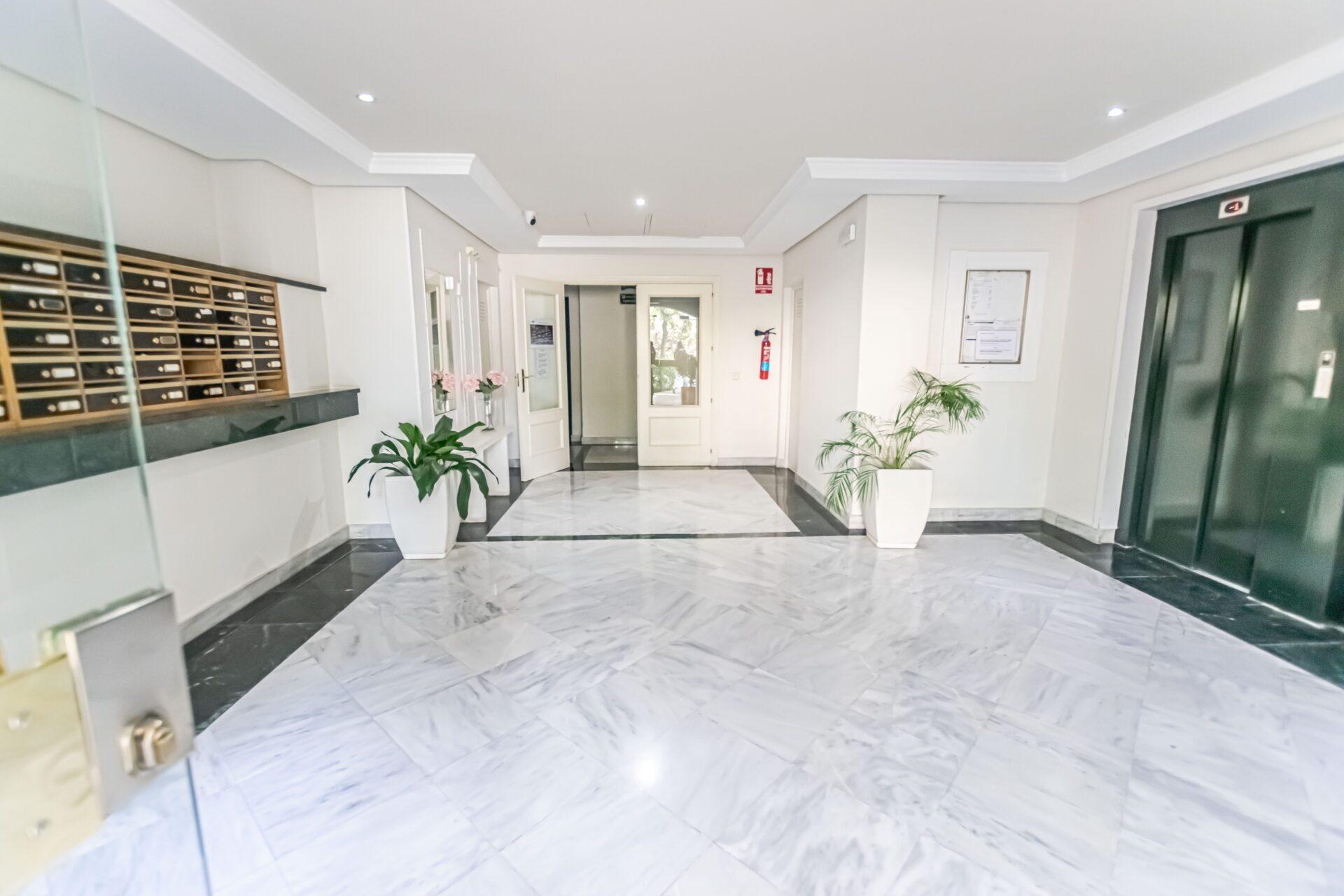 Apartament cu 2 dormitoare în Nueva Andalucia 8