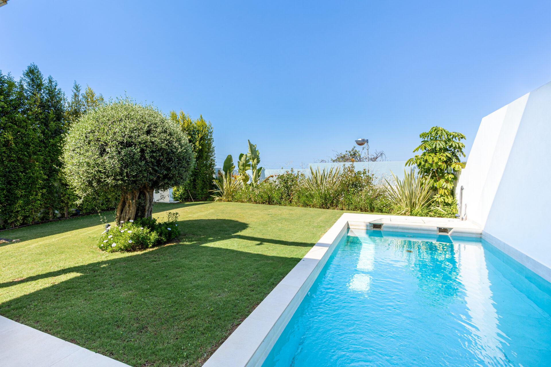 Vilă nouă cu 4 dormitoare în Marbella 17