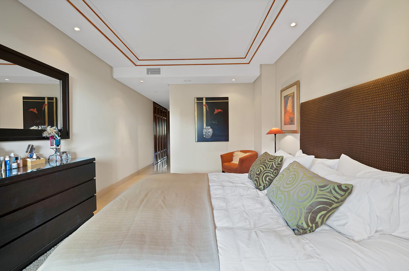 Apartament 2 dormitoare pe malul mării în Mar Azul, Estepona 14