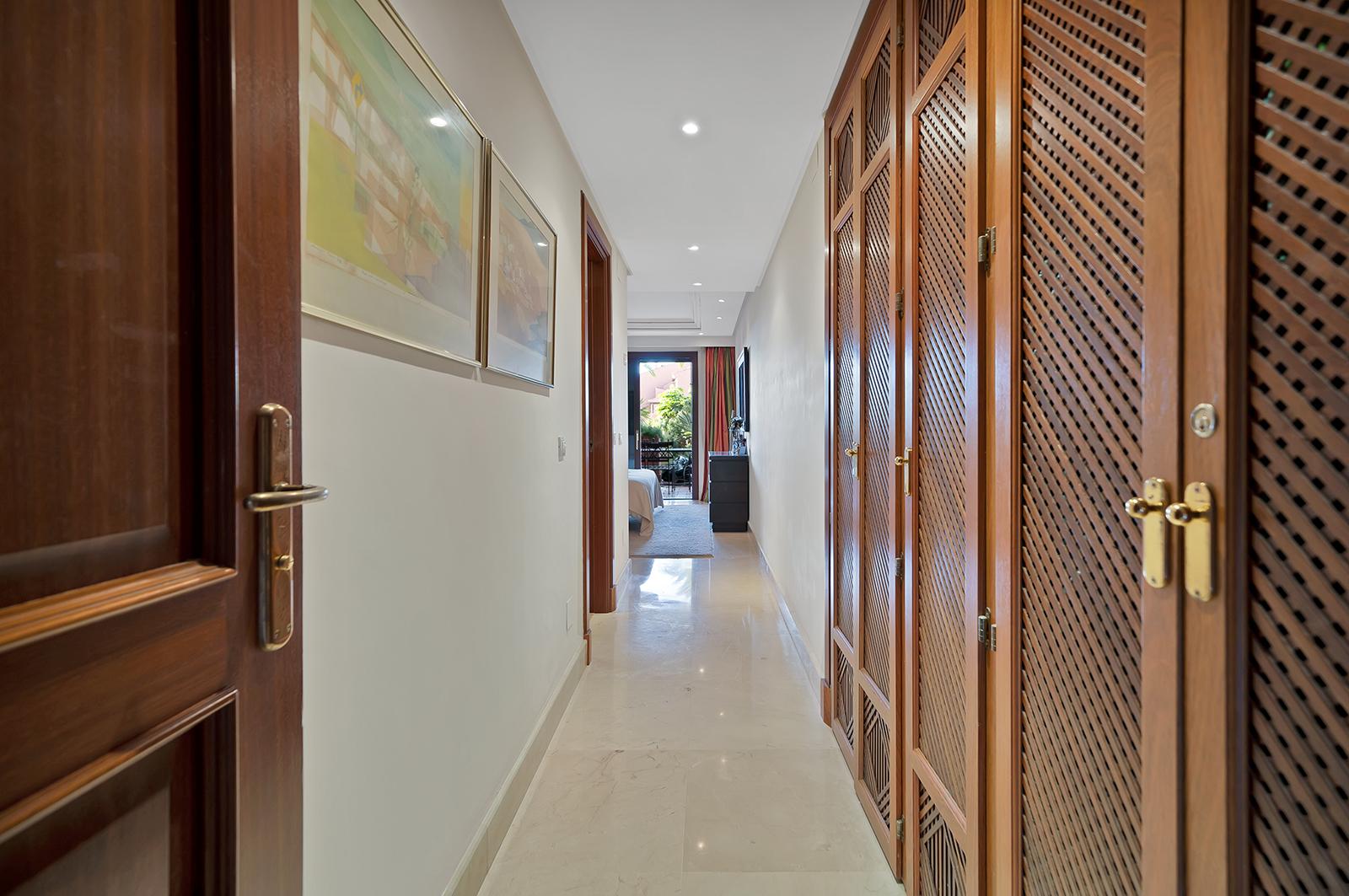 Apartament 2 dormitoare pe malul mării în Mar Azul, Estepona 10