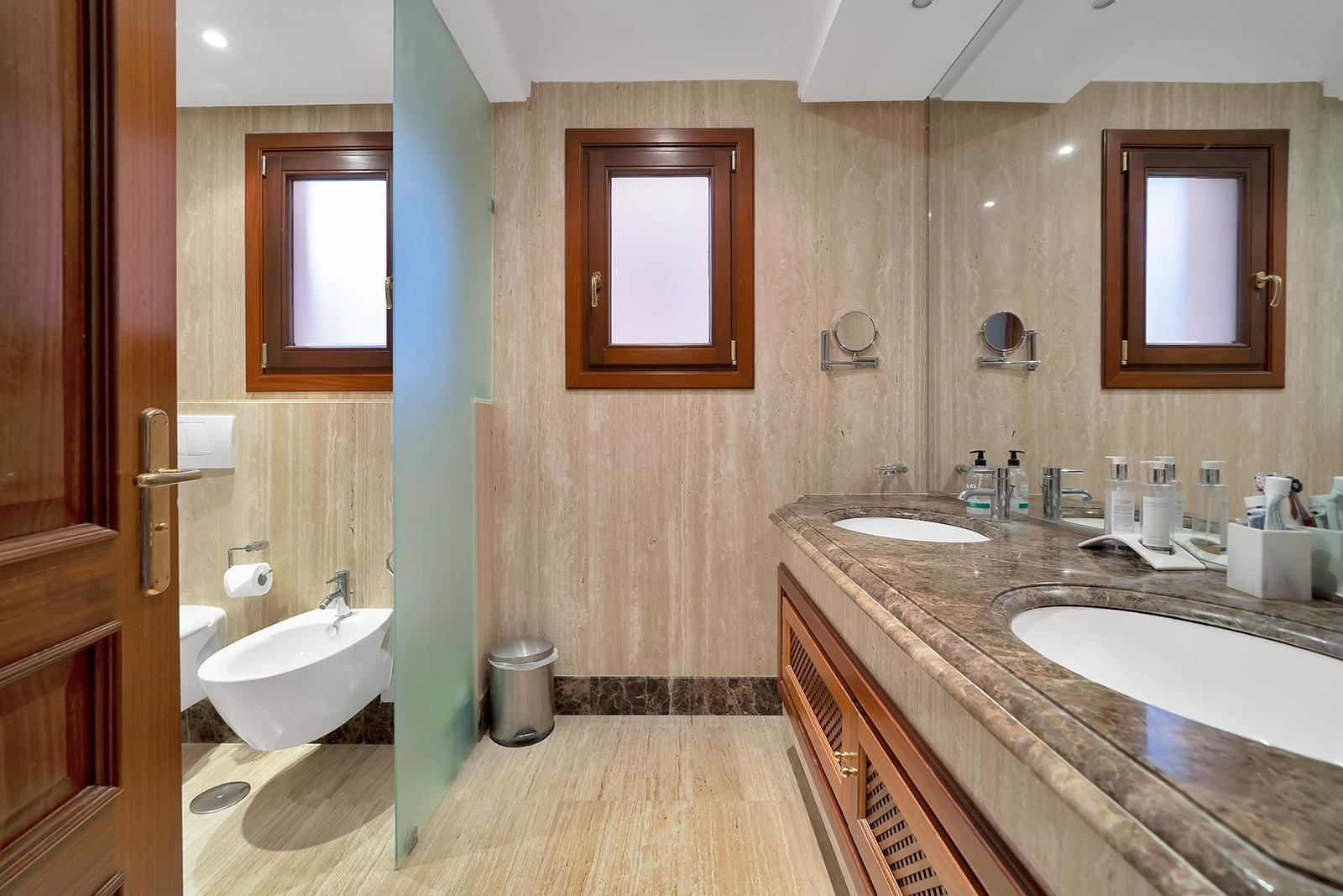 Apartament 2 dormitoare pe malul mării în Mar Azul, Estepona 11