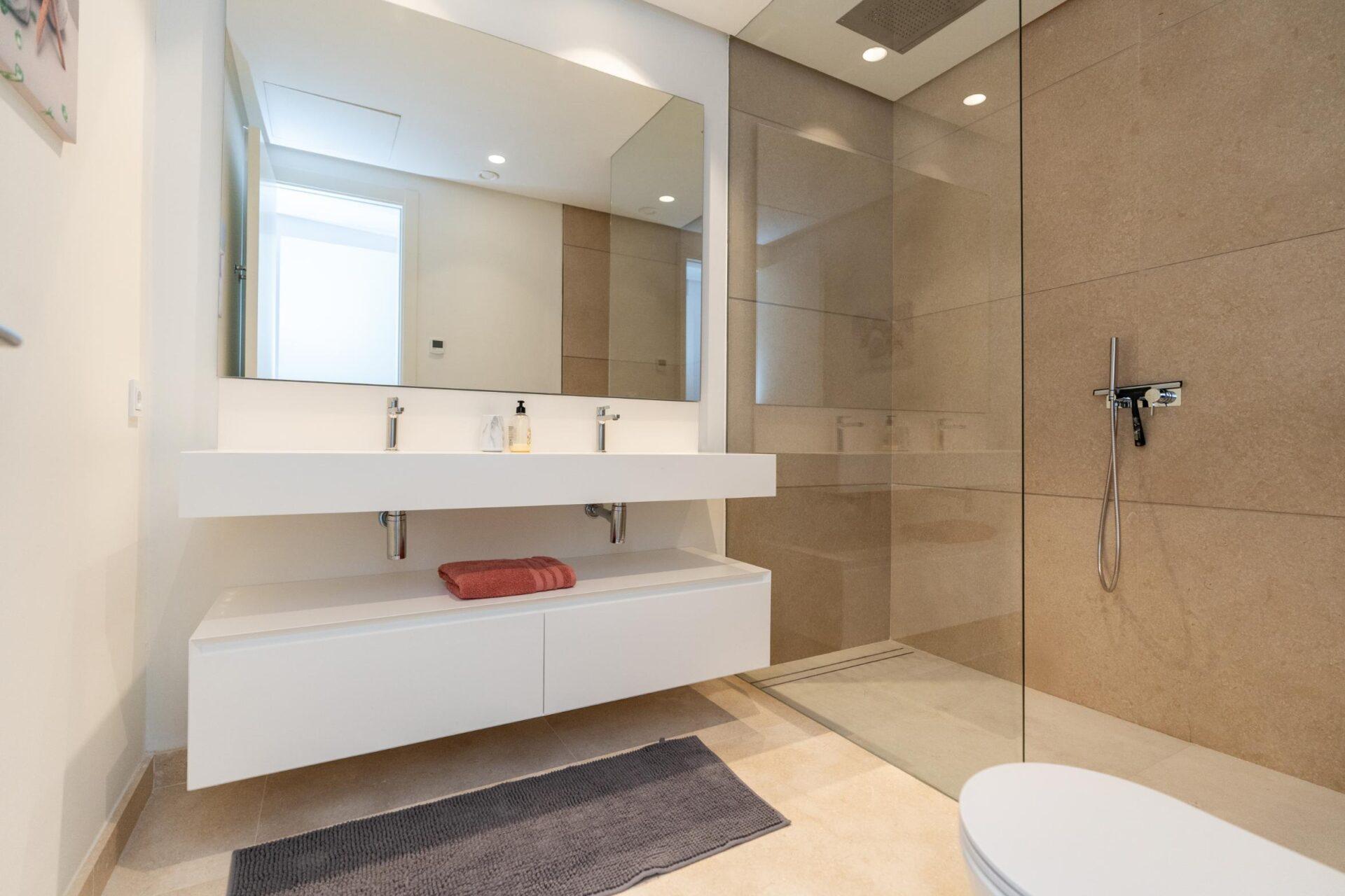 Apartament cu 3 dormitoare în Marbella Club Hills 12