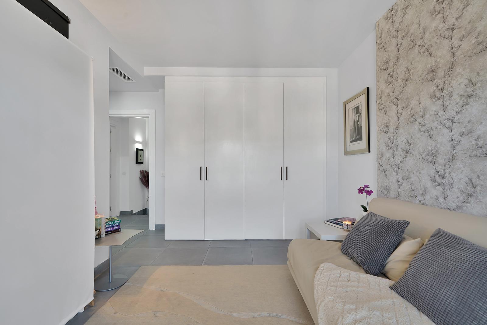 Townhouse cu 4 dormitoare în El Casar, Benahavis