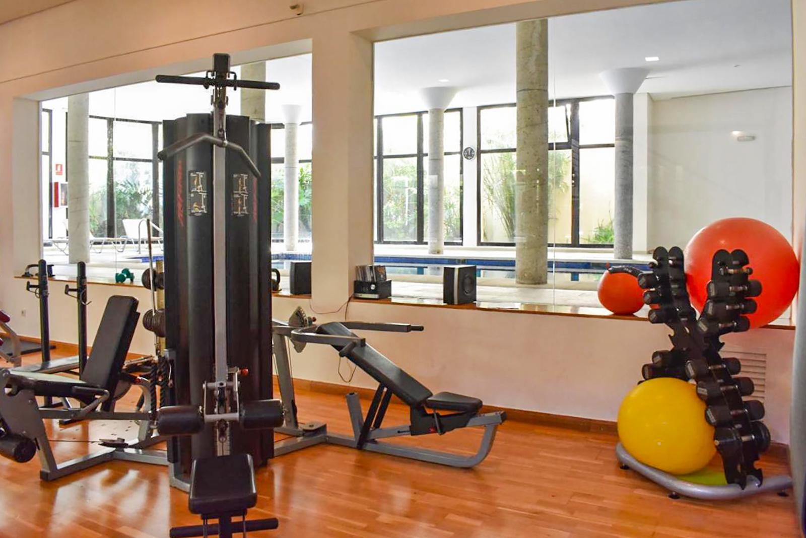 Townhouse cu 4 dormitoare în El Casar, Benahavis 17