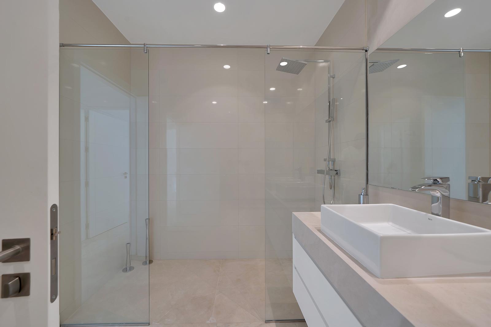 Vilă de lux cu 5 dormitoare în Monte Mayor 4