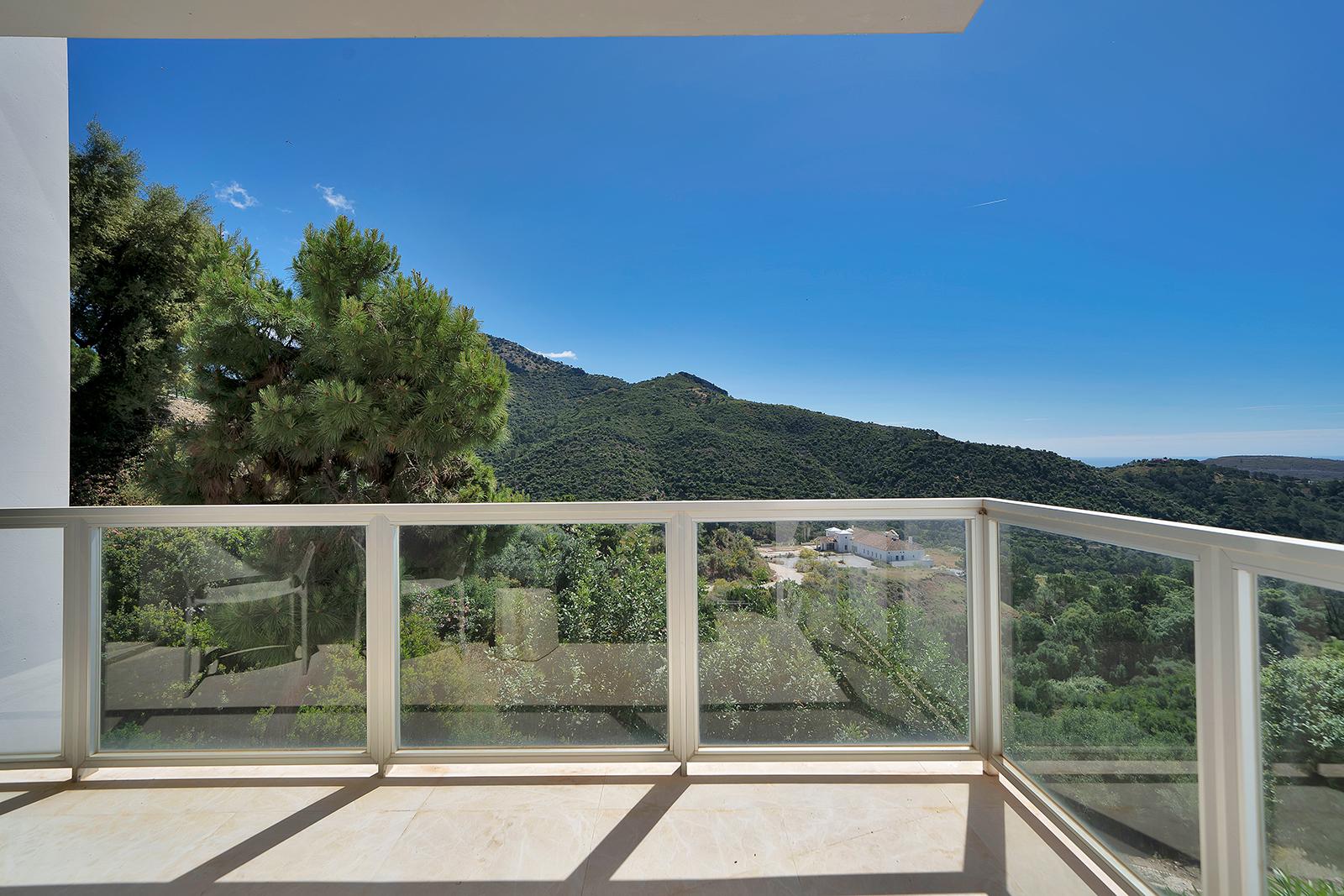 Vilă de lux cu 5 dormitoare în Monte Mayor 8