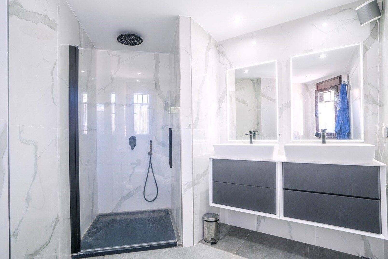 Vilă cu 4 dormitoare în Jardines de las Lomas